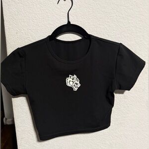 Black cropped Darc Spott